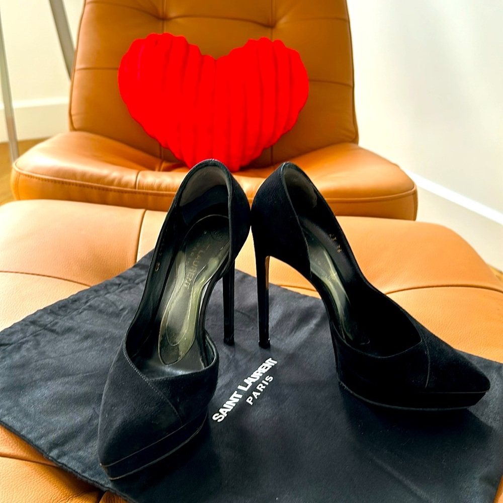 YSL Saint Laurent platform pumps
